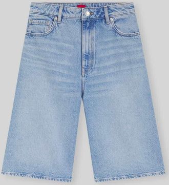 HUGO BOSS Wide Fit Shorts aus reiner Baumwolle Modell GELITA_1 in Hellblau, Gr&ouml;&szlig;e 25