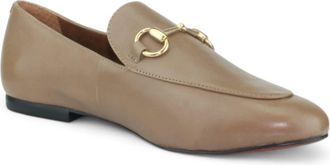 Carrano Womens Loida Smooth Leather Loafers In Desert