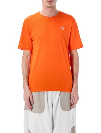 Nike T-Shirts und Polos
