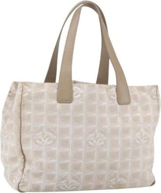 Chanel Pre-owned Tote Bags, female, Beige, Size: ONE SIZE Pre-owned Nylon Tote Bag