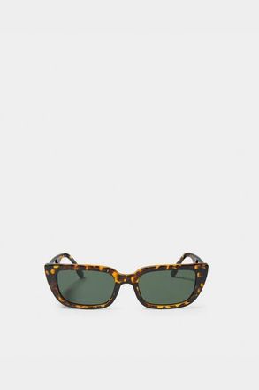 Katie Loxton Fiji Sunglasses in Brown Tortoiseshell in Brown Tortoishell at Nordstrom