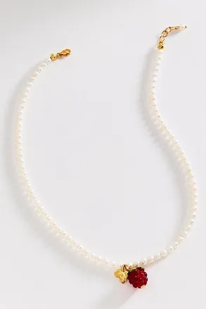 10 Decoart Lucy Pearl Necklace