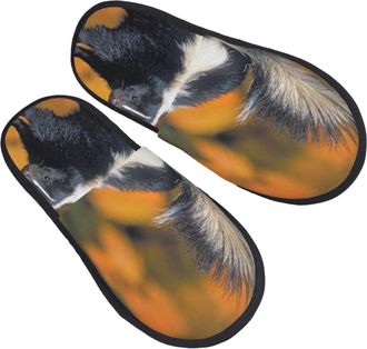 Generic Fluffy Slippers Cute Skunk Pattern Furry Slipper Reusable Anti-Slide Slipper For Winter Travel Women L