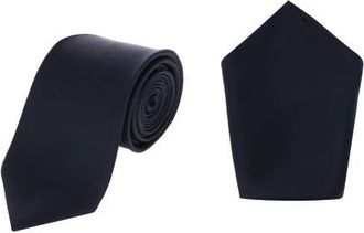 Trafalgar Store Sutton Solid Color Silk Necktie and Pocket Square Combo in Black at Nordstrom