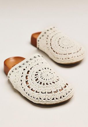 The Sak Bolinas Clogs