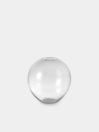 Lobmeyr BV60 Flower Crystal Bud Vase (4in/10cm)