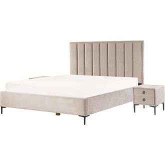 Beliani Conjunto De Dormitorio Moderno Cama 180 X 200 Cm Dos Mesitas De Noche Tapizado Terciopelo Gris Pardo Sezanne