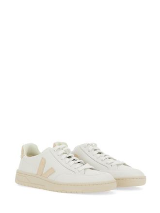 Veja Sneakers - White
