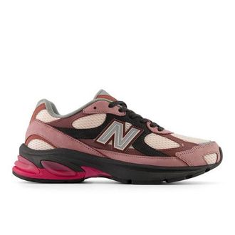 New Balance Unisex 2010 in Rosa/Viola, Pelle, Taglia 42.5