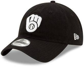 New Era Milwaukee Brewers Black White Core Classic Twill 9TWENTY Adjustable Hat
