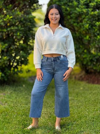 Judy Blue Classically Cropped Raw Hem Jeans In Mid Wash