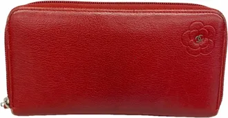 Chanel Red Color Leather Long Wallet (Bi-Fold) (Pre-Owned)