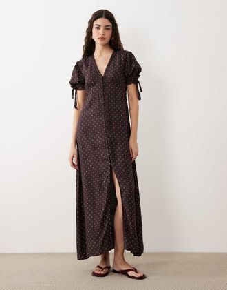 Miss Selfridge Vestito da giorno lungo a pois con abbottonatura-Multi