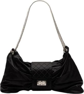 Chanel Pre-owned Vintage Quilted Satin Shoulder Bag - Dames - Vintage Schoudertas - Zwart - ONE Size - Satijn - Vintage