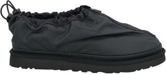 UGG FOOTWEAR - Mules & Clogs sur YOOX.COM