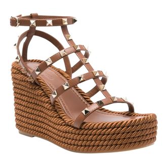 Valentino Schoenen, Dames, Bruin, 39 EU, Leer, Rockstud Enkelband Sandalen met Sleehak