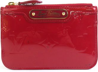 Louis Vuitton Dark Red Patent Leather Pochette (Pre-Owned)