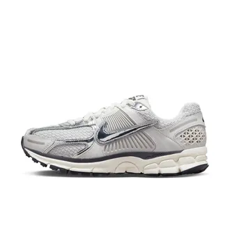 Nike Womens Zoom Vomero 5 Shoes in Grey | FD0884-025
