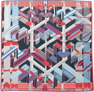 Herm&egrave;s Pre-owned Scarves, female, Multicolor, Size: ONE SIZE Pre-owned Carr&eacute; G&eacute;ant Sangles en Zigzag Carre 140