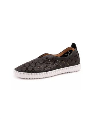 Bueno Womens Daisy Sneakers In Black