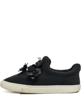 Tory Burch pre-owned Floral Applique Sneakers - women - Calf Leather/Rubber/Calf Leather - 39 - Black