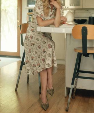 Entro Floral Meadow Midi Dress In White