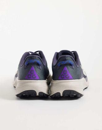 Nike ACG Pegasus Trail sneakers grigio e crema