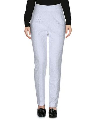 Love Moschino HOSEN & RÖCKE - Hosen auf YOOX.COM