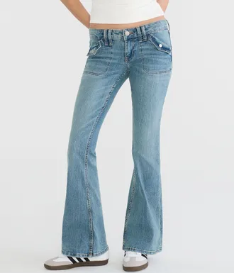 A&eacute;ropostale Low-Rise Flare Flap Pocket Jean