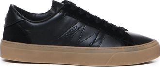 Moncler Leren Vetersneakers Zwart Biscuit - Heren - Sneakers - Zwart - 46 EU - Leer - Schoenen