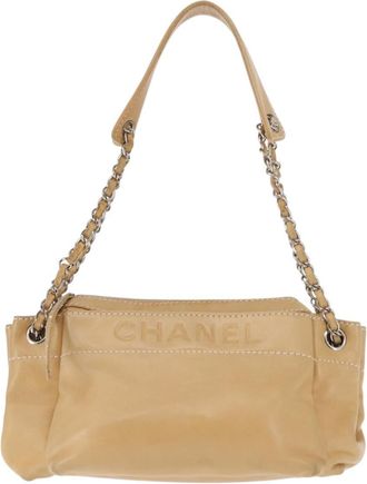 Chanel Lax Accordion Camera Bag Leather Beige Leather Bag (Pre-Owned)
