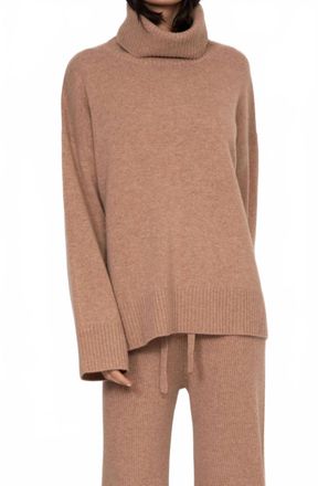 Kathryn McCarron Charlie Oversized Cashmere Turtleneck Top In Almond