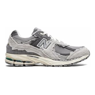 New Balance Grey 2002R Trainers
