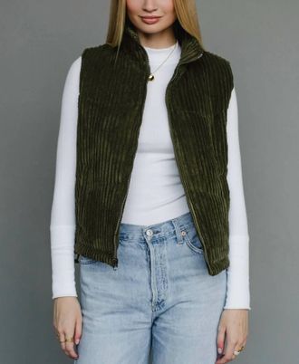 Panache Zipper Corduroy Vest In Green