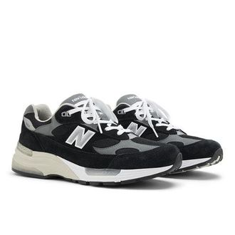 New Balance Unisex Made in USA 992 en Negro/Gris/Blanco, Gamuza/Malla, Talla 37.5