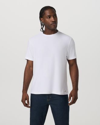 Vuori Clothing Short Sleeve Strato Tech T-Shirt - Relaxed Fit | White | XS, Size Extra Small