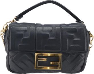 Fendi Baguette Nm Zucca Embossed Leather Black Leather Handbag (Pre-Owned)