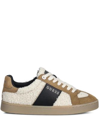Guess Co Jrone sneakers van imitatiebont - Beige