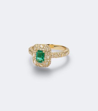 Suzanne Kalan Halo Portrait 18kt gold ring with diamonds and emerald