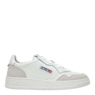 Autry Medalist Low - female - Autry - Sneakers - White - 4 UK - Shoes