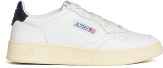 Autry Medalist Low Sneakers In White Leather, Space