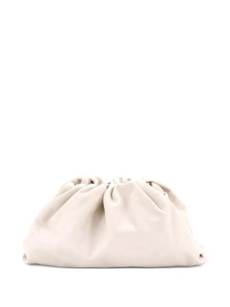 Bottega Veneta The Pouch Leather Teen clutch bag - Toni neutri