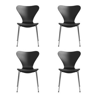 Fritz Hansen Serie 7 Stuhl, Chrom / Esche schwarz gef&auml;rbt (4er-Set)