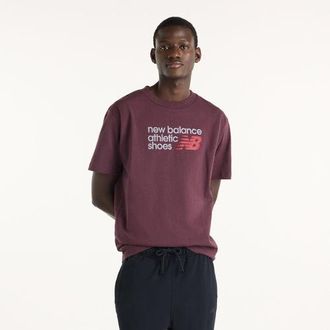 New Balance Uomo Athletics Premium Relaxed Chest Logo T-Shirt in Marrone, Cotone, Taglia 2XL