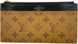 Louis Vuitton Pre-owned Clutches, female, Brown, Size: ONE SIZE Pre-owned Fabric Clutch