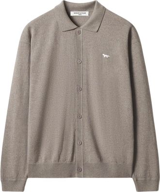 Maison Kitsun&eacute; Profile Fox Comfort Polo Cardigan - Knitwear - Hombre - Beige - XL