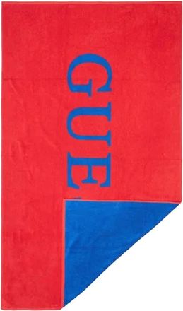 Guess Raad eens? De man met de strandhanddoek reist