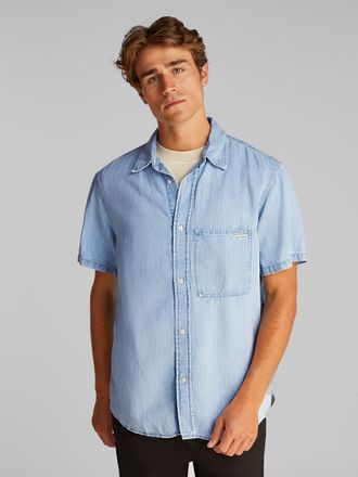Calvin Klein Jeans Kurzarmhemd »REGULAR SS DENIM SHIRT« in hellblauer Waschung