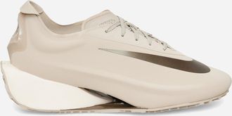 Nike Women s First Sight Noir Sneakers Cream II / Chalk / Dark Hazel
