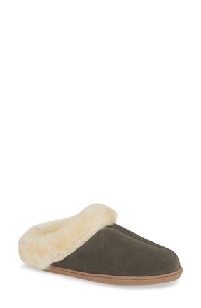 Minnetonka Sheepskin Mule Slipper in Grey Suede at Nordstrom, Size 10